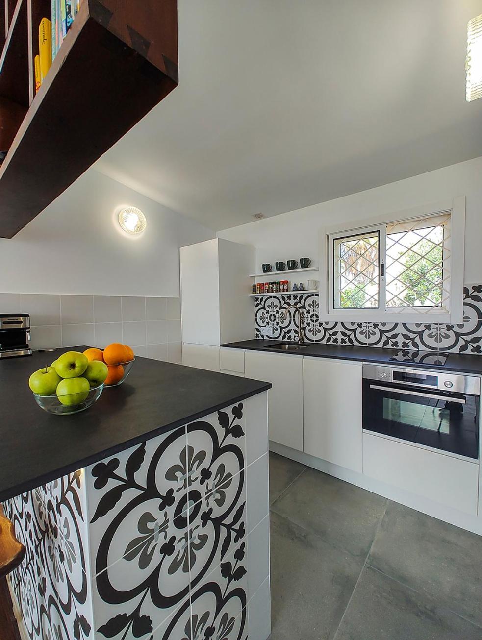 Villa Azure Horizon And Breeze - Panoramic Ocean View And Heated Pool Chayofa Exterior photo
